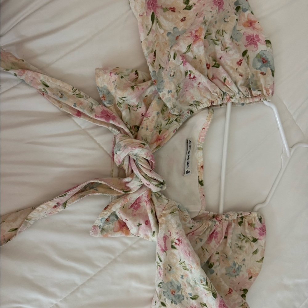 Floral Tie-Front Top